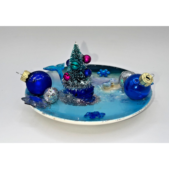 Vintage Mini Hand Blown Glass Blue Christmas Whale "Swimming in Snowflakes"OOAK - Picture 3 of 16